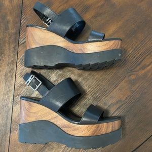 Michael Kors Black Leather Wood sandal wedge 8